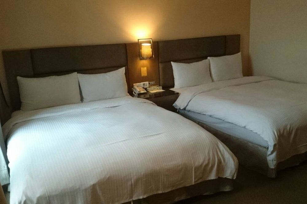 Rhine Inn Кийлунг Екстериор снимка