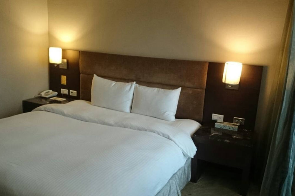 Rhine Inn Кийлунг Екстериор снимка